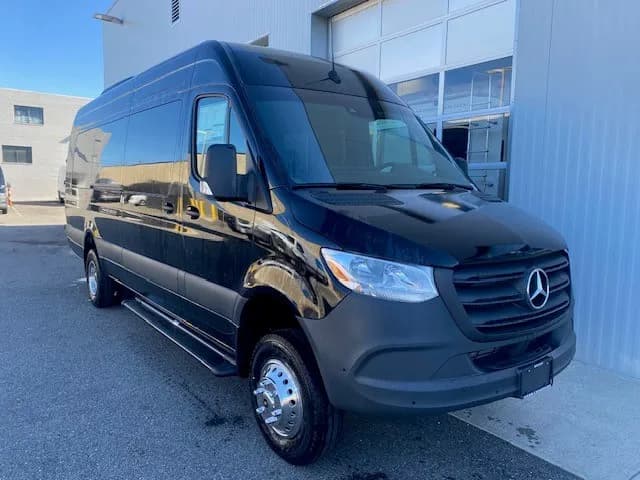 2024 Mercedes-Benz Sprinter 3500 XD - Vans