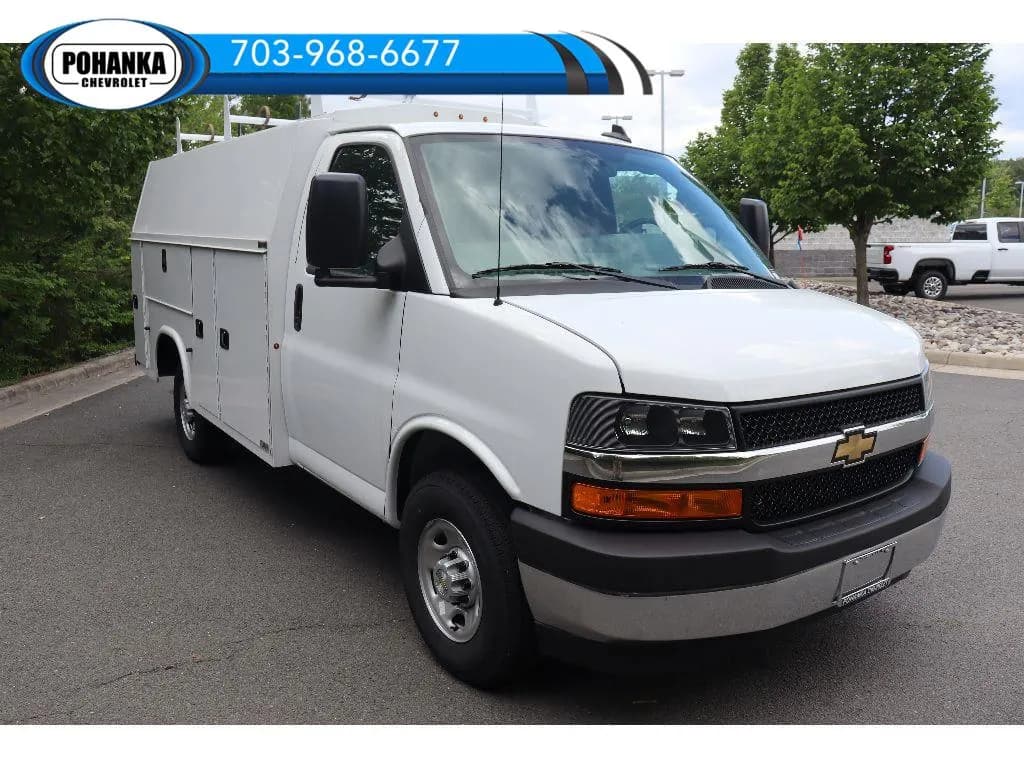 2026 Chevrolet Express 3500 - Service