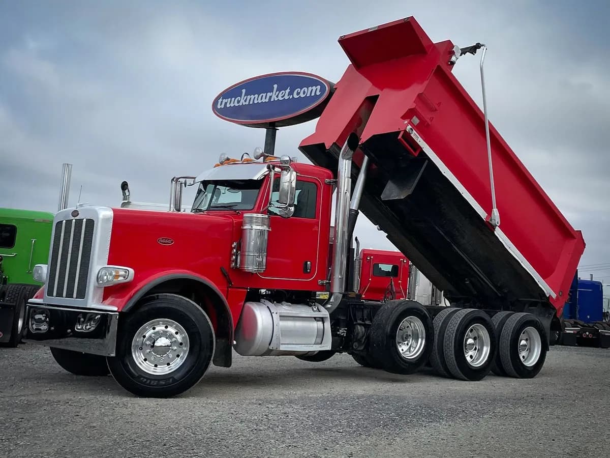 2016 Peterbilt 389 TRI - Dump