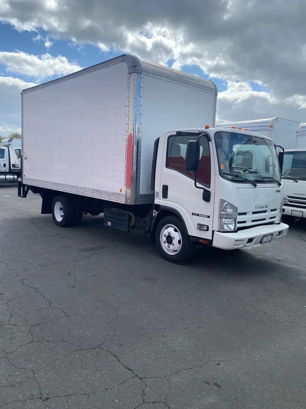 2014 Isuzu NRR 19,500 gvwr