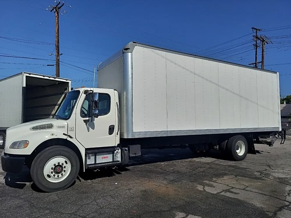 2017 Freightliner M2 106