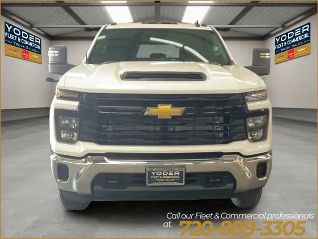 2026 Chevrolet Silverado 3500 Crew Cab - Chassis