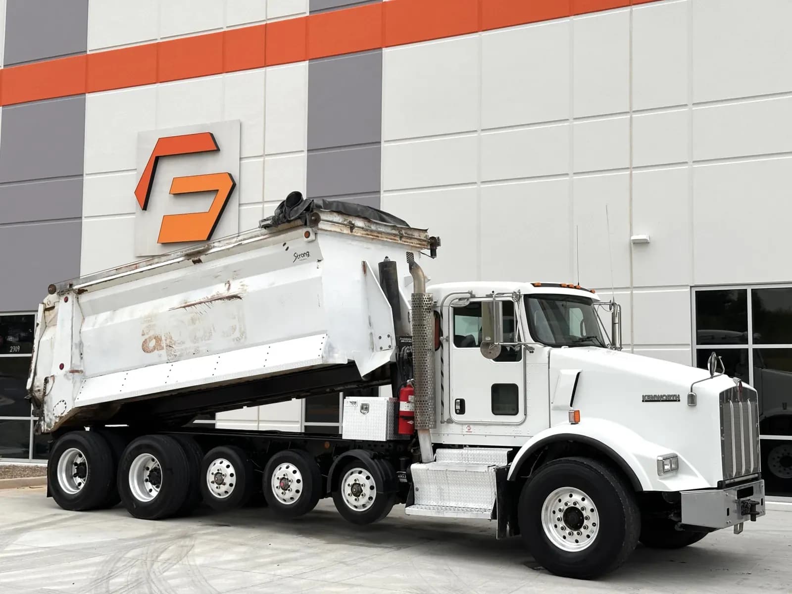 2012 Kenworth T800 - Dump