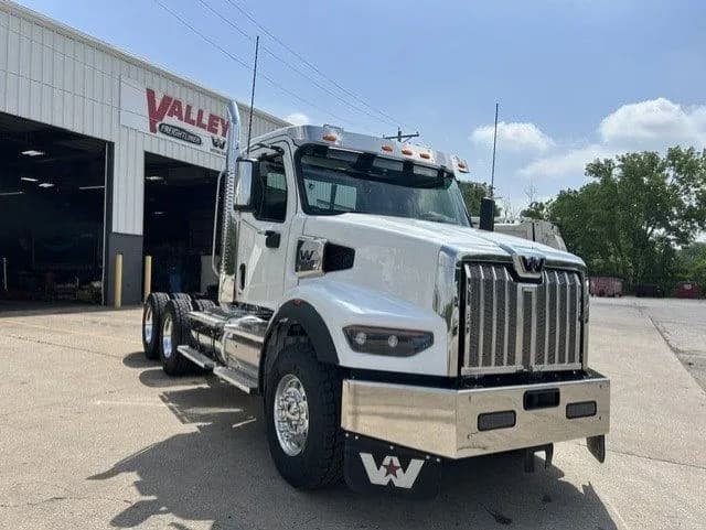 2027 Western Star 49X 2027