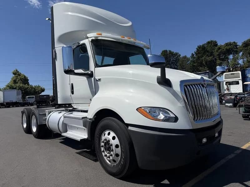 2020 International LT625 - Day Cab