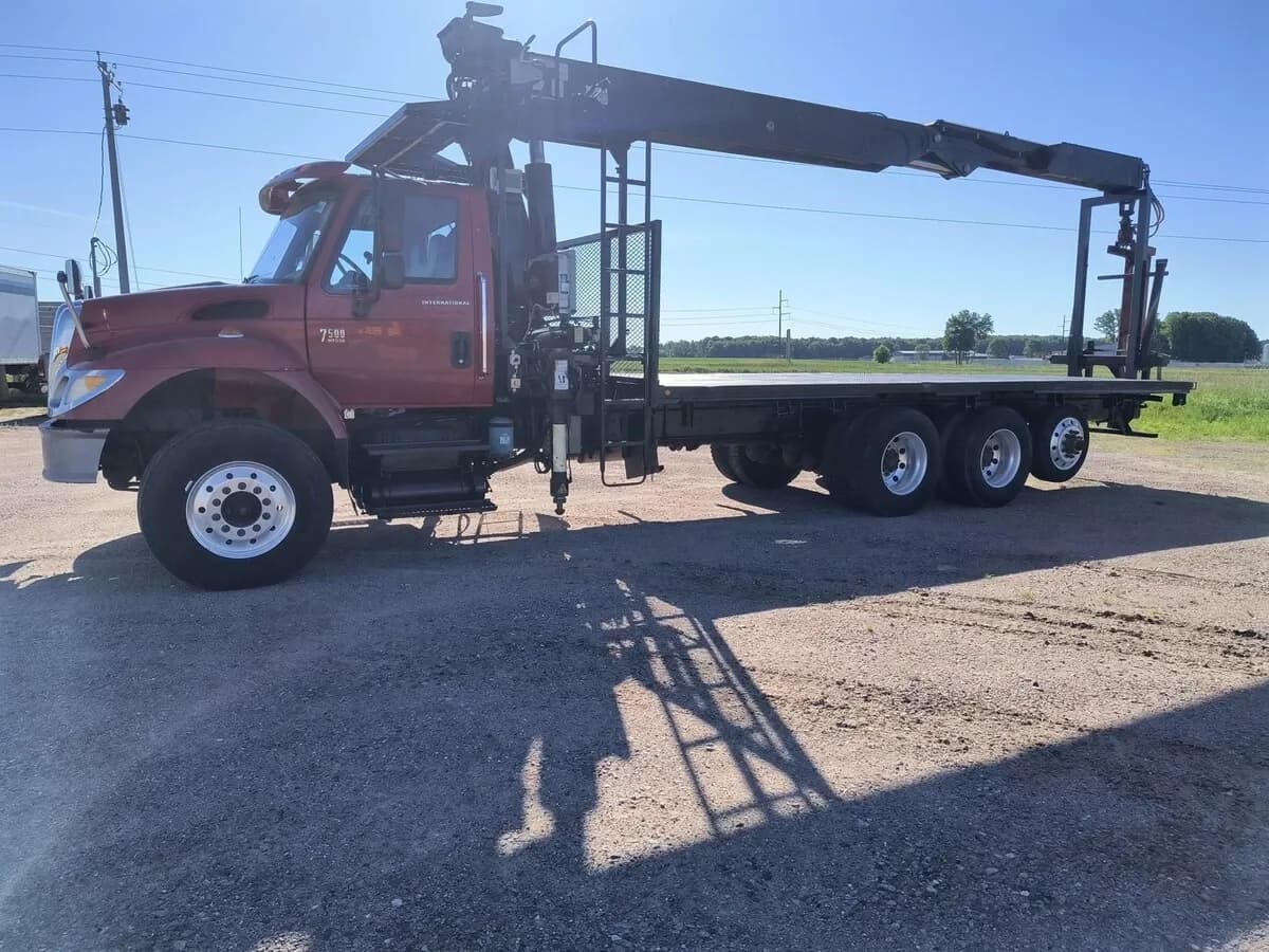 2004 International WORKSTAR 7500