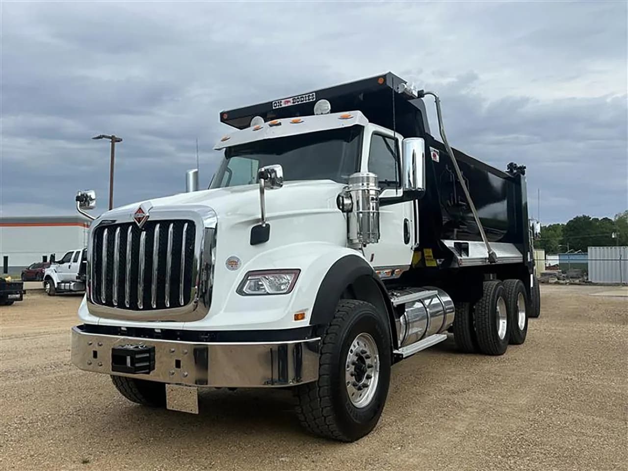2026 International HX 620 - Dump
