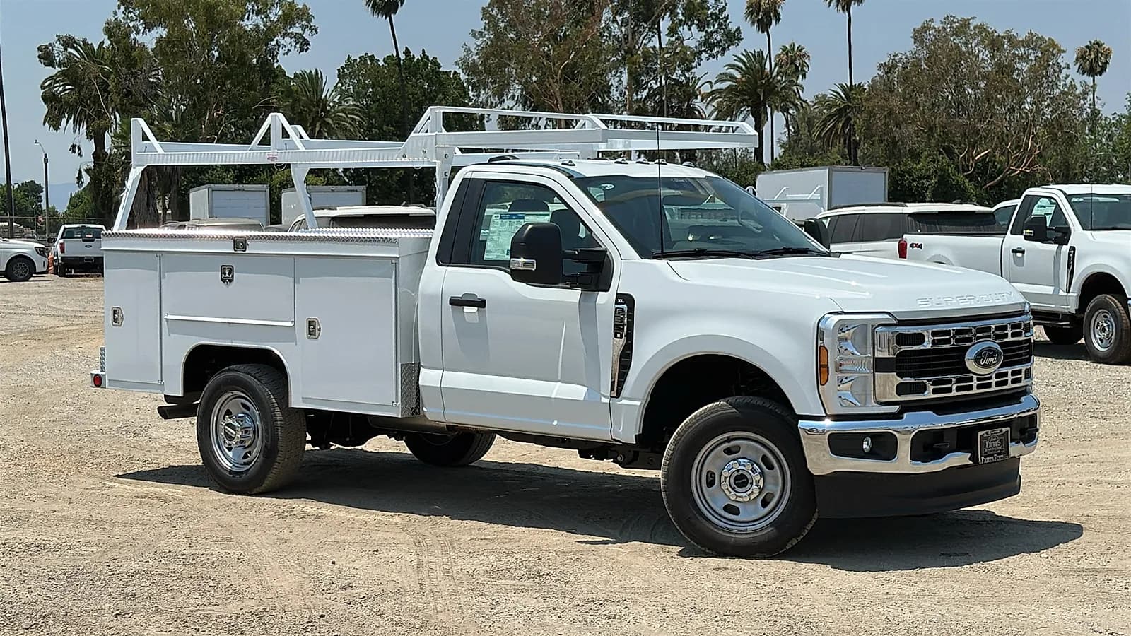 2025 Ford F-350 - Service