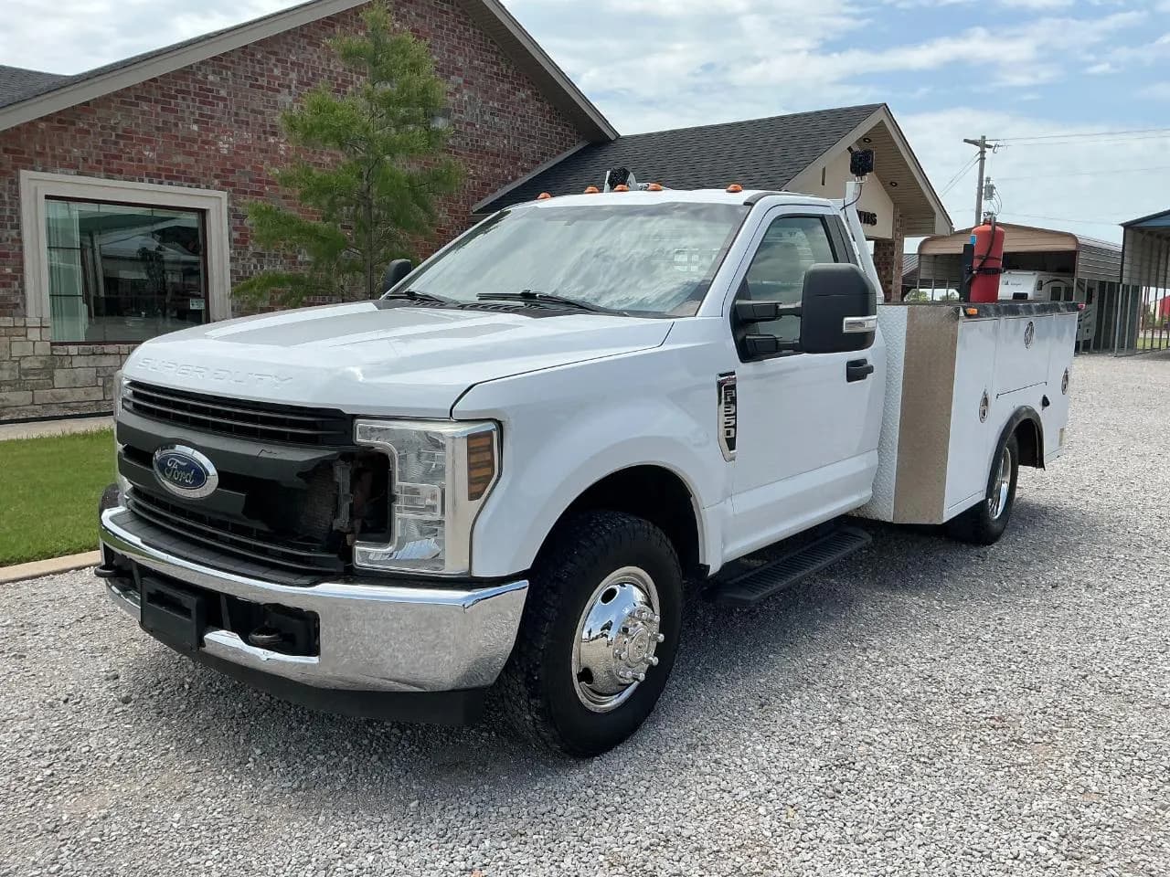 2019 Ford F-350 SD XL - Chassis
