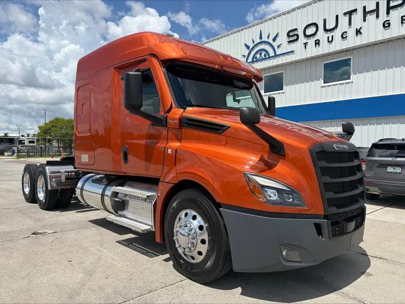2023 Freightliner Cascadia