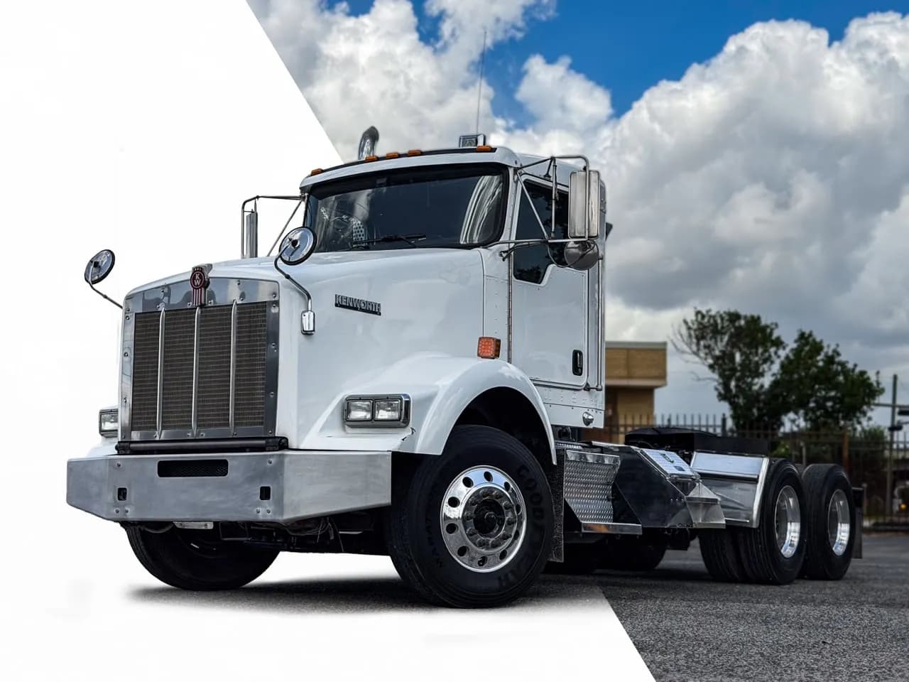 2013 Kenworth T800 - Day Cab