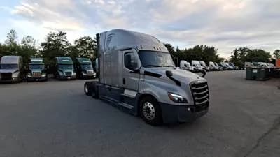 2023 Freightliner Cascadia - Sleeper