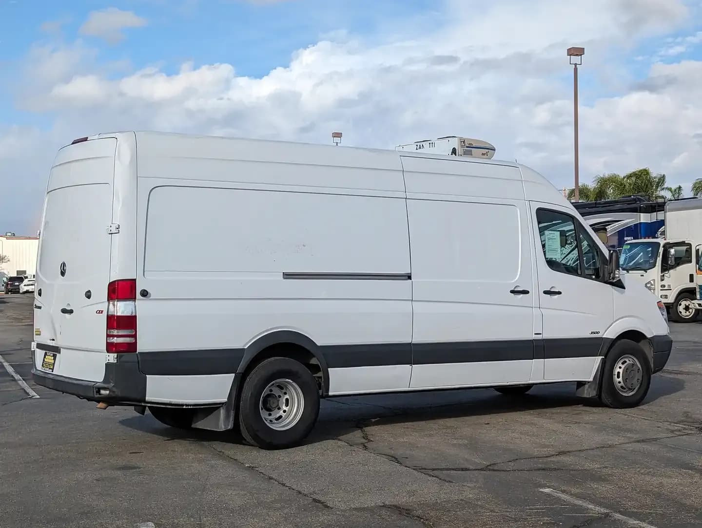 2010 Mercedes-Benz Sprinter 3500 - Refrigerated