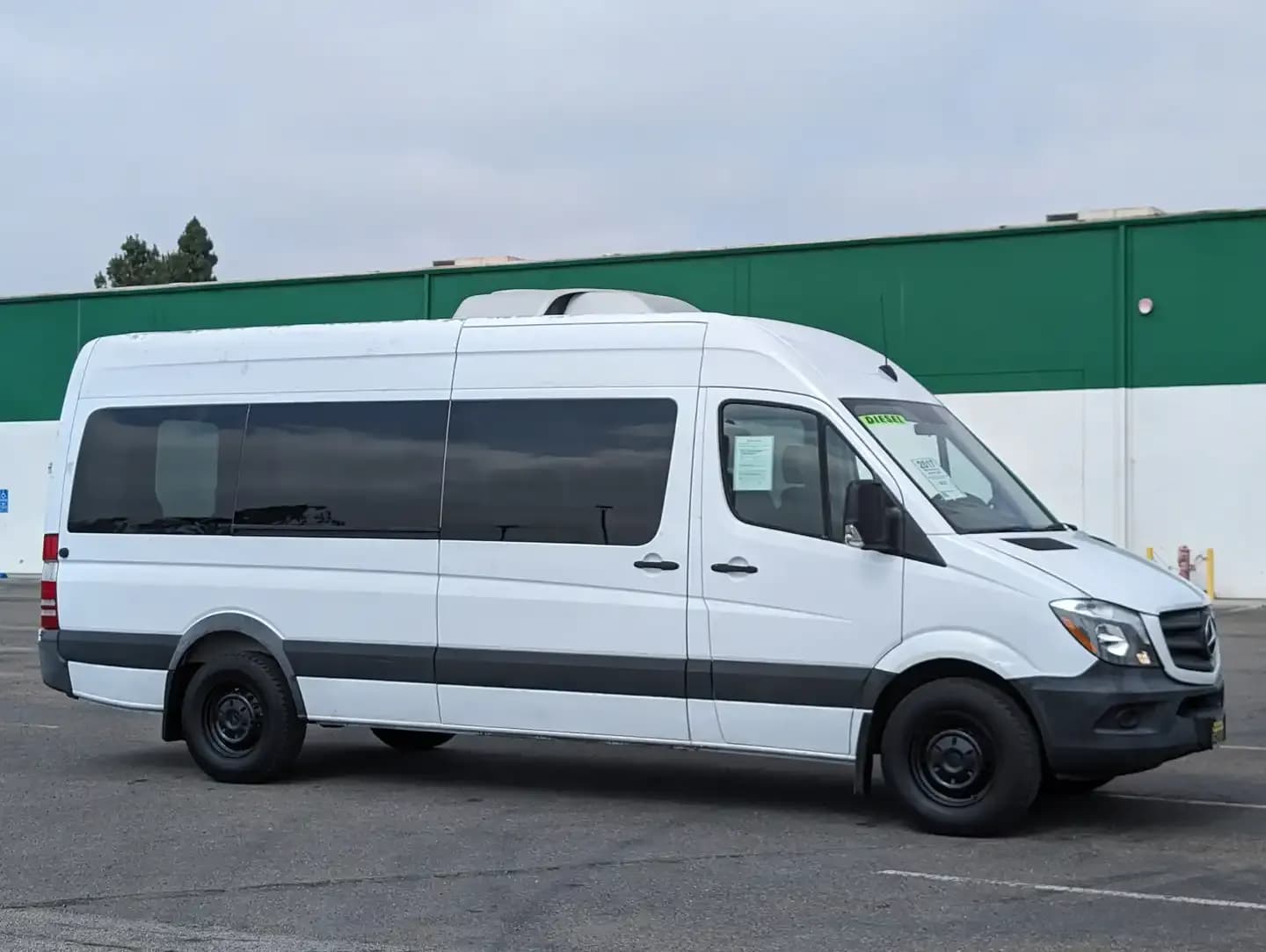 2017 Mercedes-Benz Sprinter 2500 - Vans