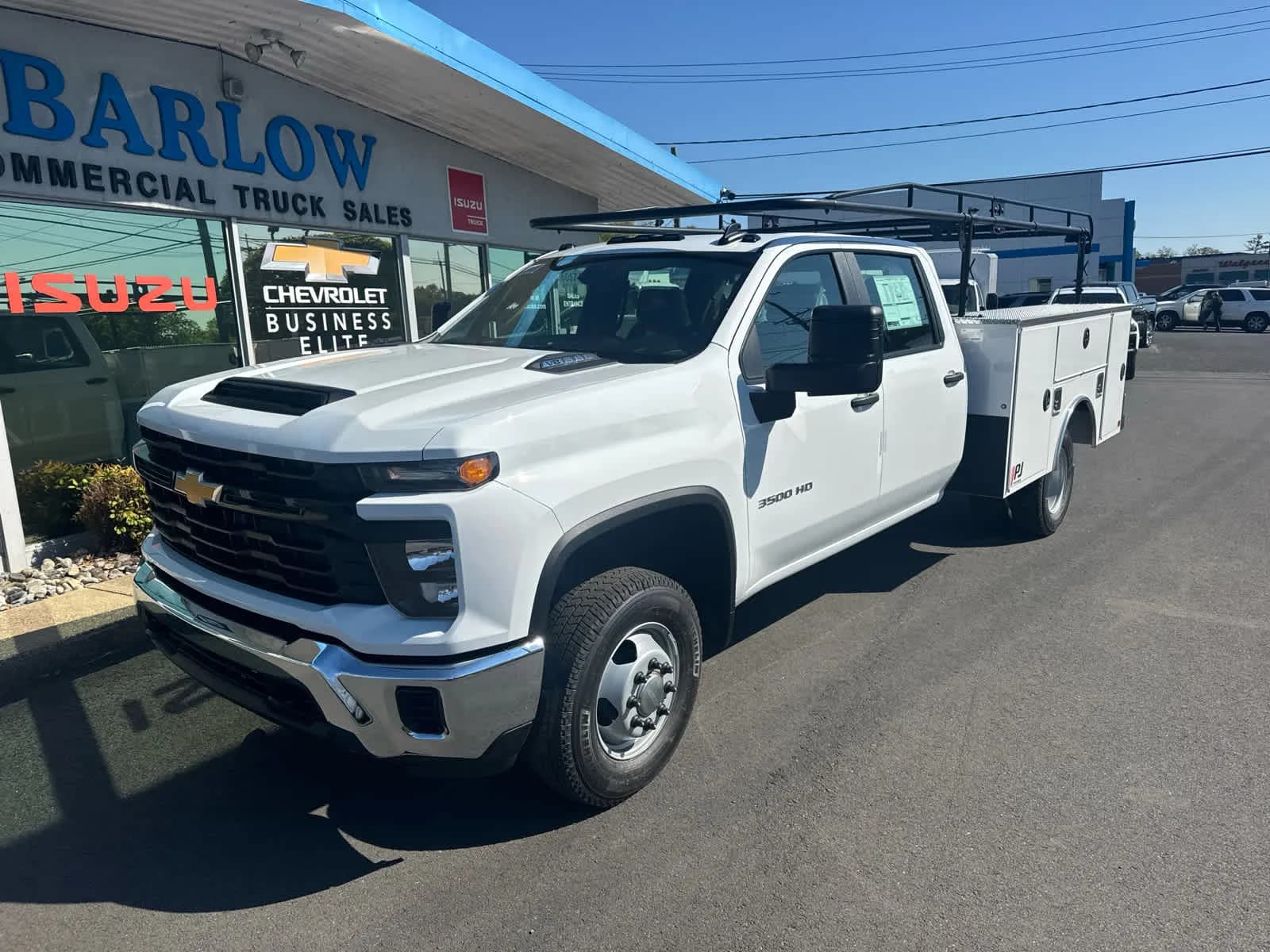 2026 Chevrolet Silverado 3500 Crew Cab - Service