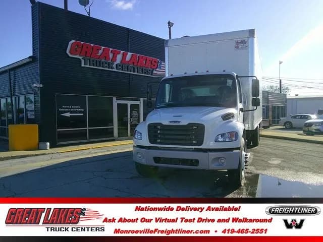 2025 Freightliner M2-106 Plus 26 FT - Box