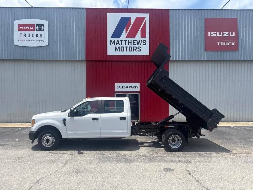 2017 Ford F-350 - Dump