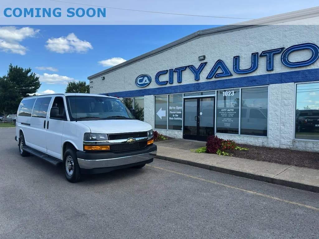 2025 Chevrolet Express 3500 - Pickup