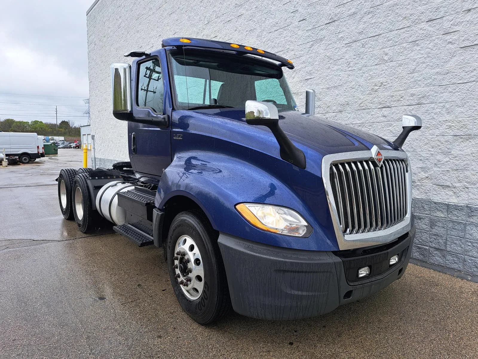 2019 INTERNATIONAL LT625