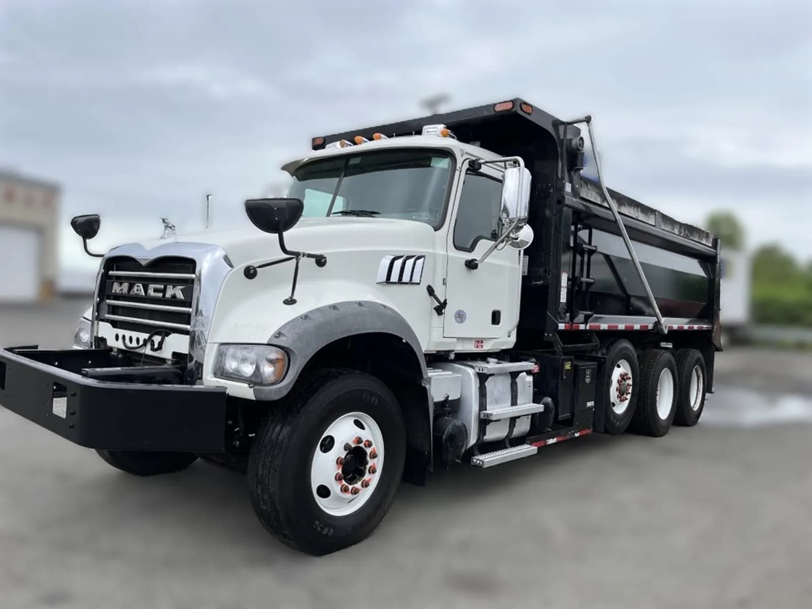 2023 Mack GR84F - - Dump