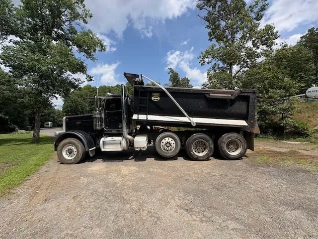 2016 Peterbilt 389 TRI - Dump