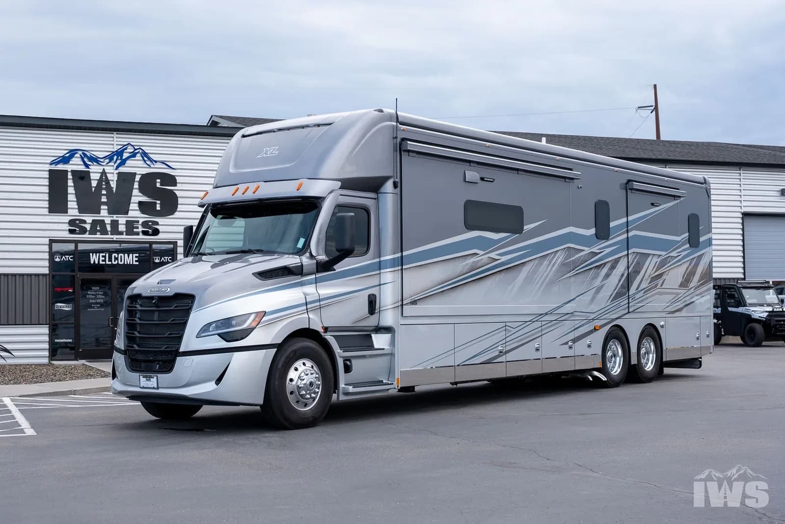 2027 Renegade XL 44' 43DB-S Stock #:8431 - Passenger Bus / Shuttle Bus / SUV