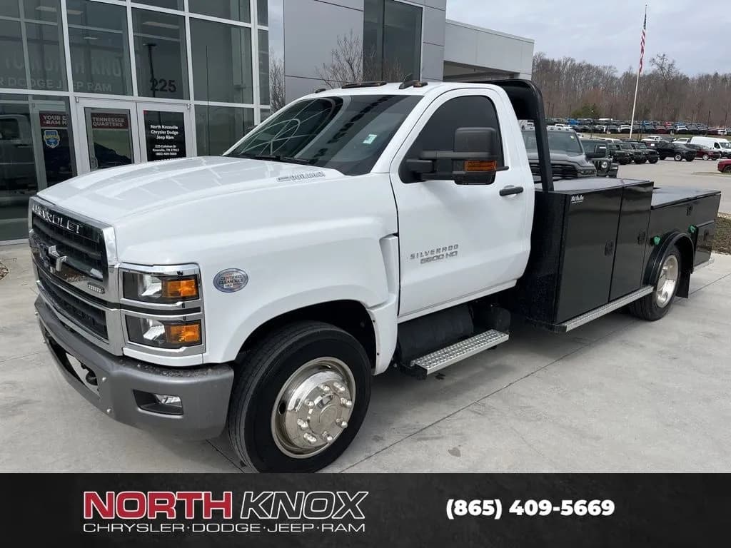 2023 Chevrolet Silverado 5500HD
