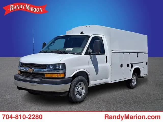 2026 Chevrolet Express 3500 - Box