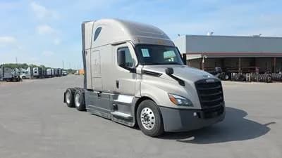 2025 Freightliner Cascadia - Sleeper