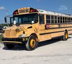 2013 IC BUS SCHOOL BUS - Passenger Bus / Shuttle Bus / SUV