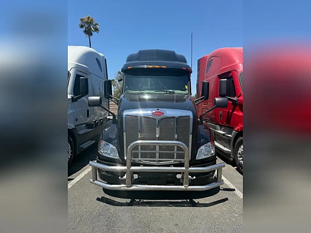 2022 Peterbilt 579