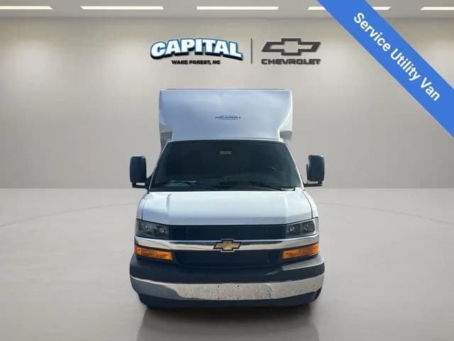 2026 Chevrolet Express 3500 - Box