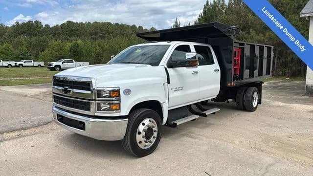 2026 Chevrolet Silverado 5500 Crew Cab - Dump