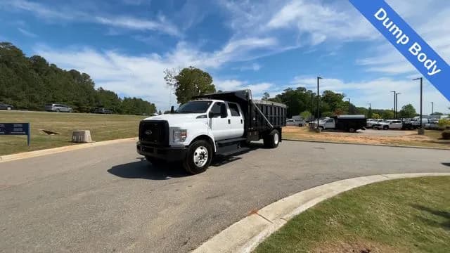 2022 Ford F-650 Crew Cab - Dump