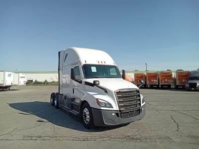 2022 Freightliner Cascadia - Sleeper