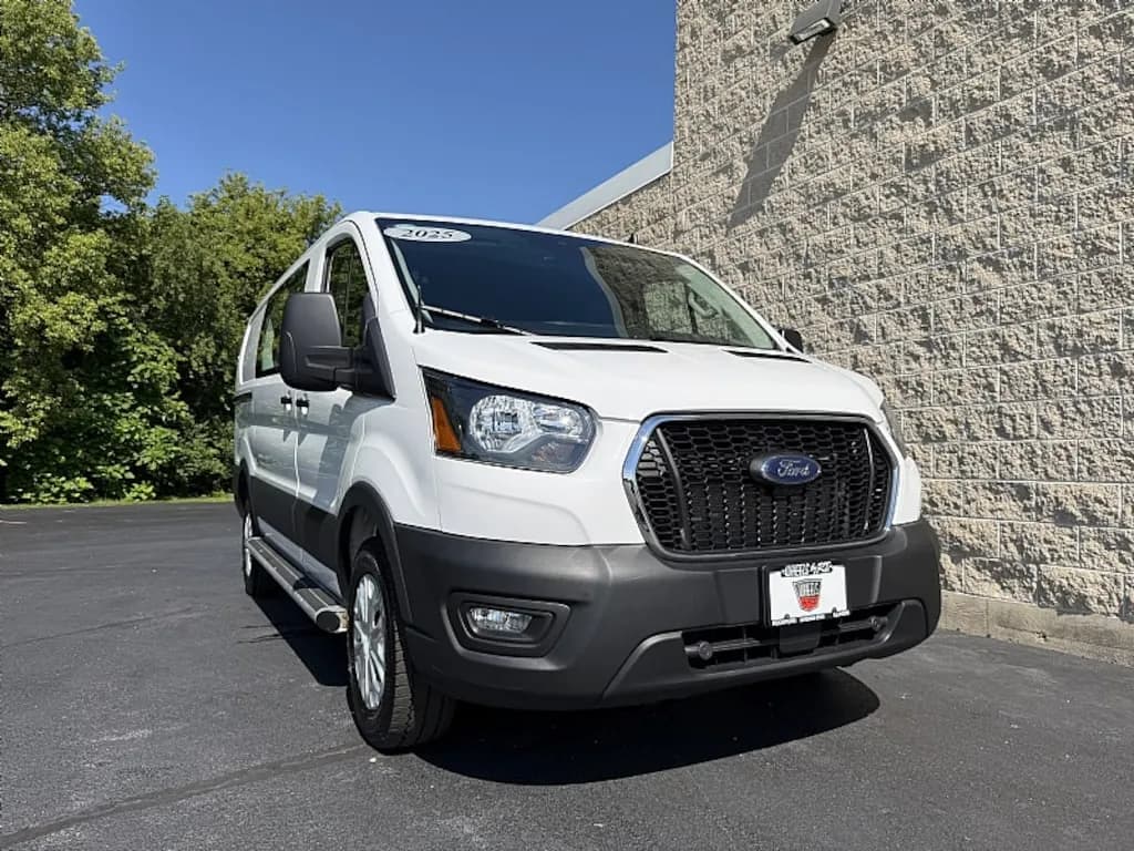 2025 Ford Transit-250 Cargo - Vans