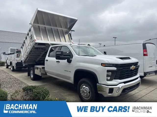 2026 Chevrolet Silverado 3500 Crew Cab - Chassis