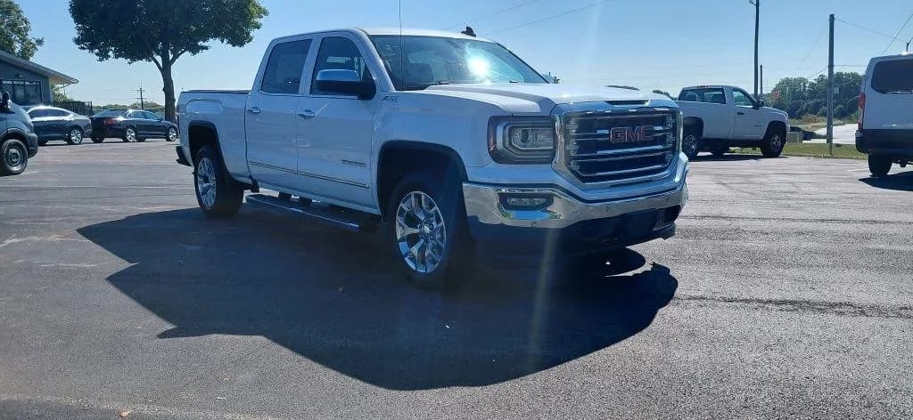 2017 GMC Sierra 1500 SLT Crew Cab Short - Pickup