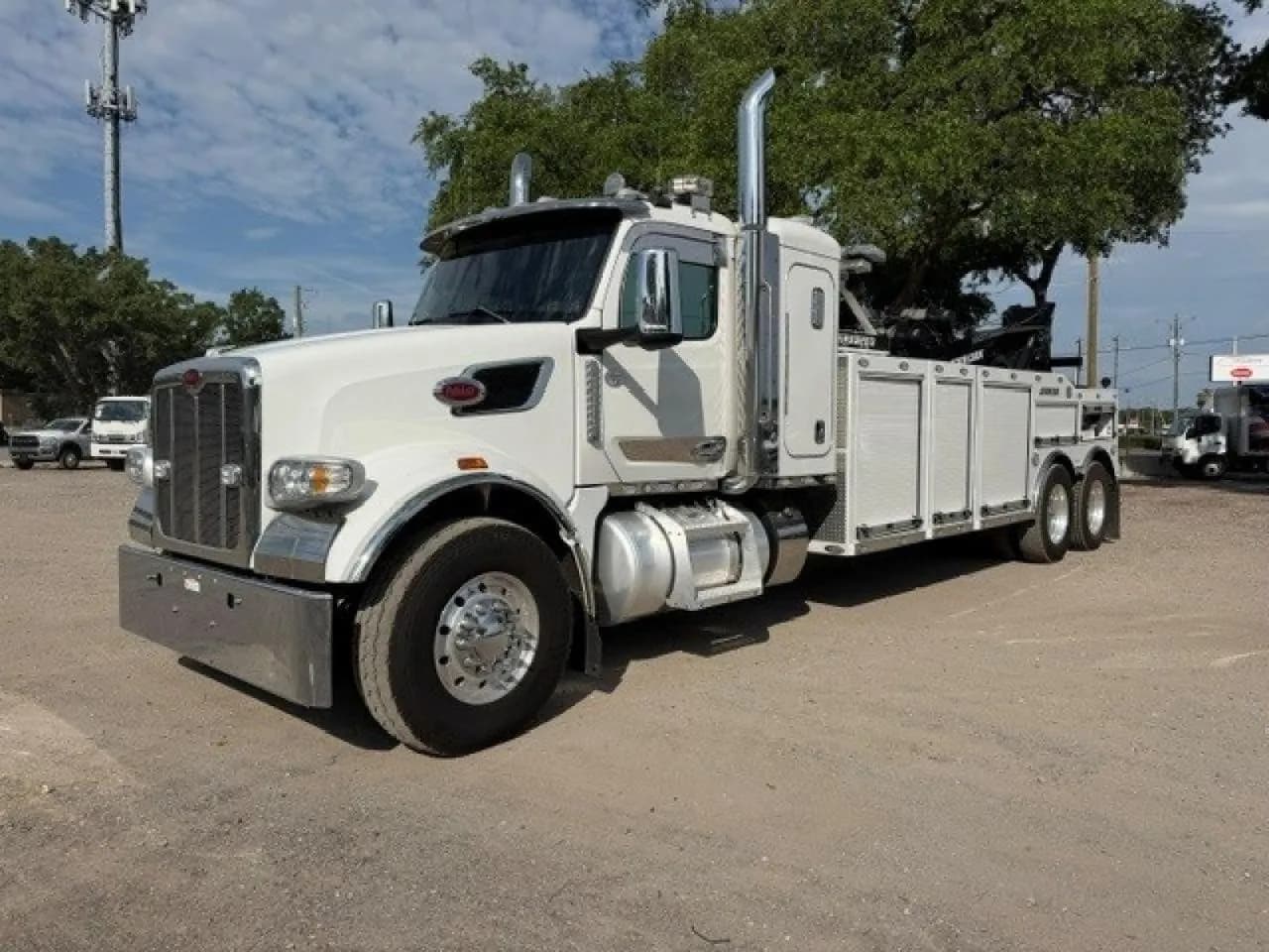 2024 Peterbilt 567 - Tow