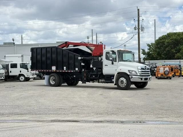 2026 Hino L7 - Service