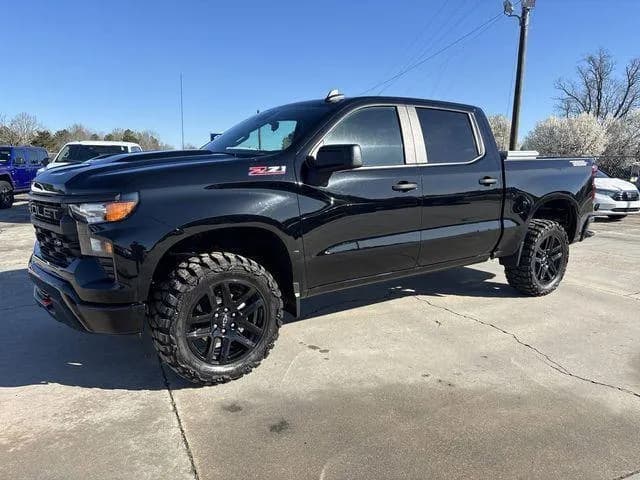 2024 Parker's Used Cars SILVERADO 1500 - Pickup
