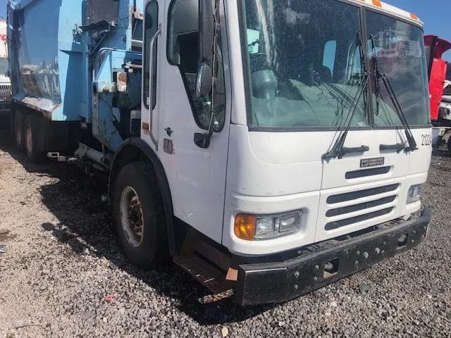 2010 American LAFRANCE - Chassis