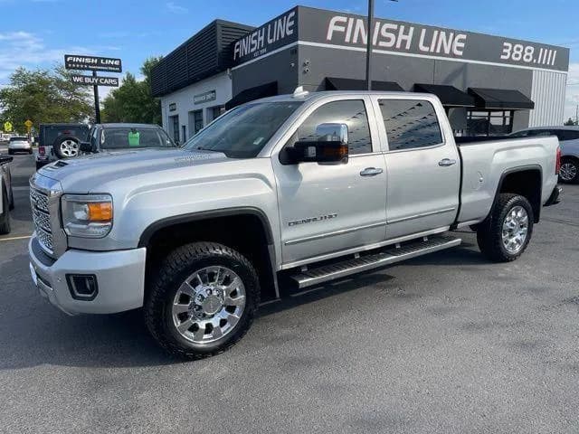 2018 GMC Sierra 2500HD Denali Crew Cab - Pickup