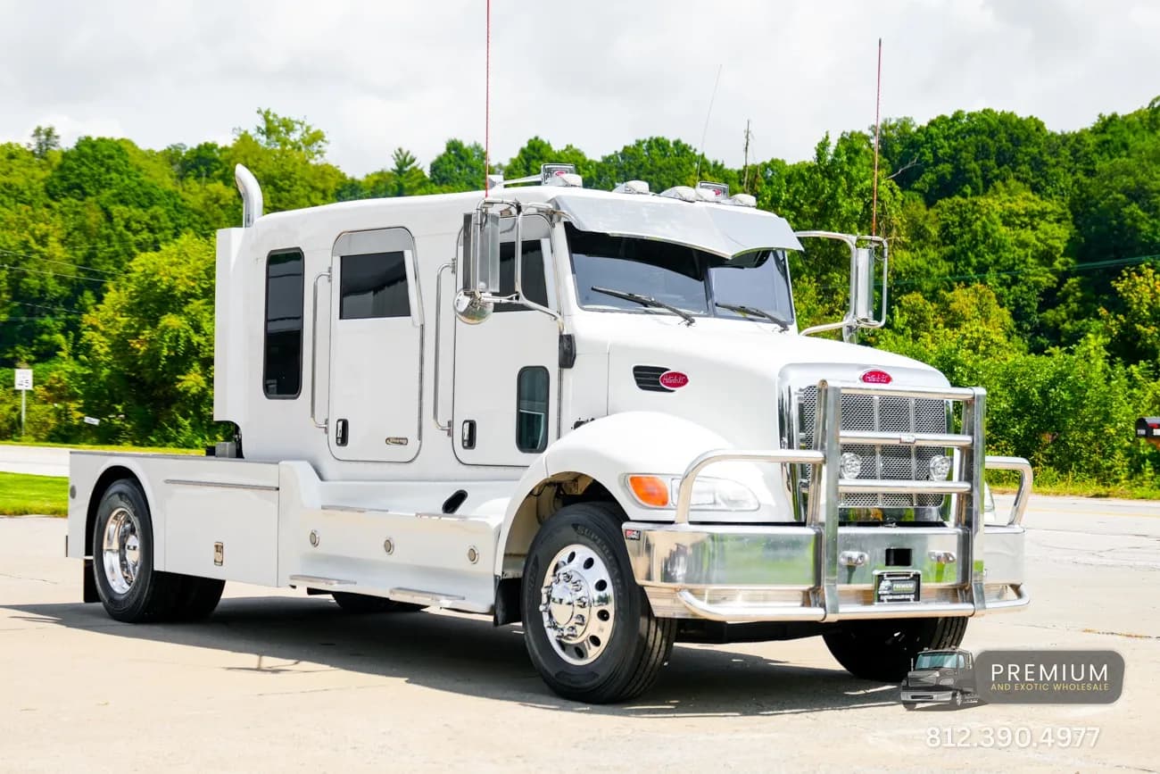 2007 Peterbilt Schwalbe Stretch Cummins