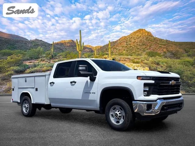 2026 Chevrolet Silverado 2500 Crew Cab - Chassis