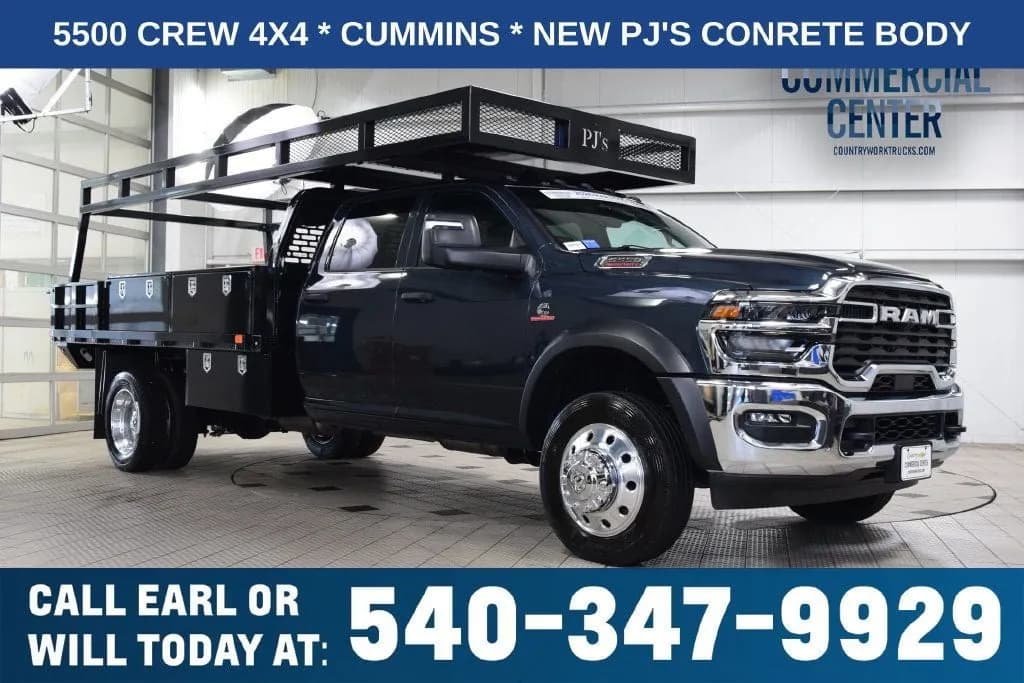 2026 Ram 5500 Chassis Cab 5500 CREW - Chassis