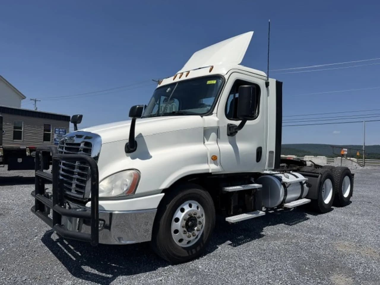 2017 Freightliner Cascadia - Day Cab