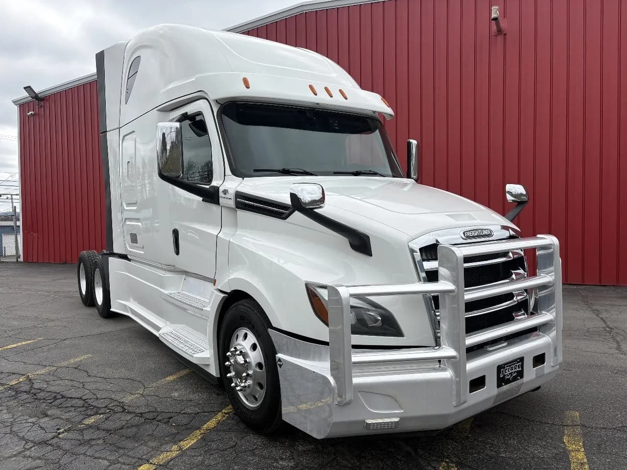 2019 Freightliner Cascadia - Sleeper