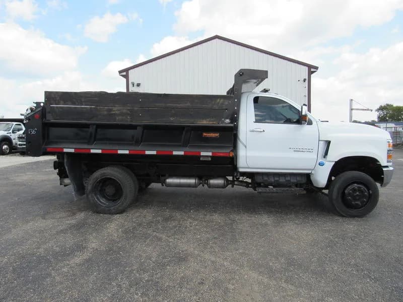 2024 Chevrolet Silverado 6500