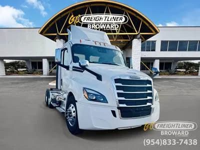 2026 Freightliner Cascadia - Day Cab